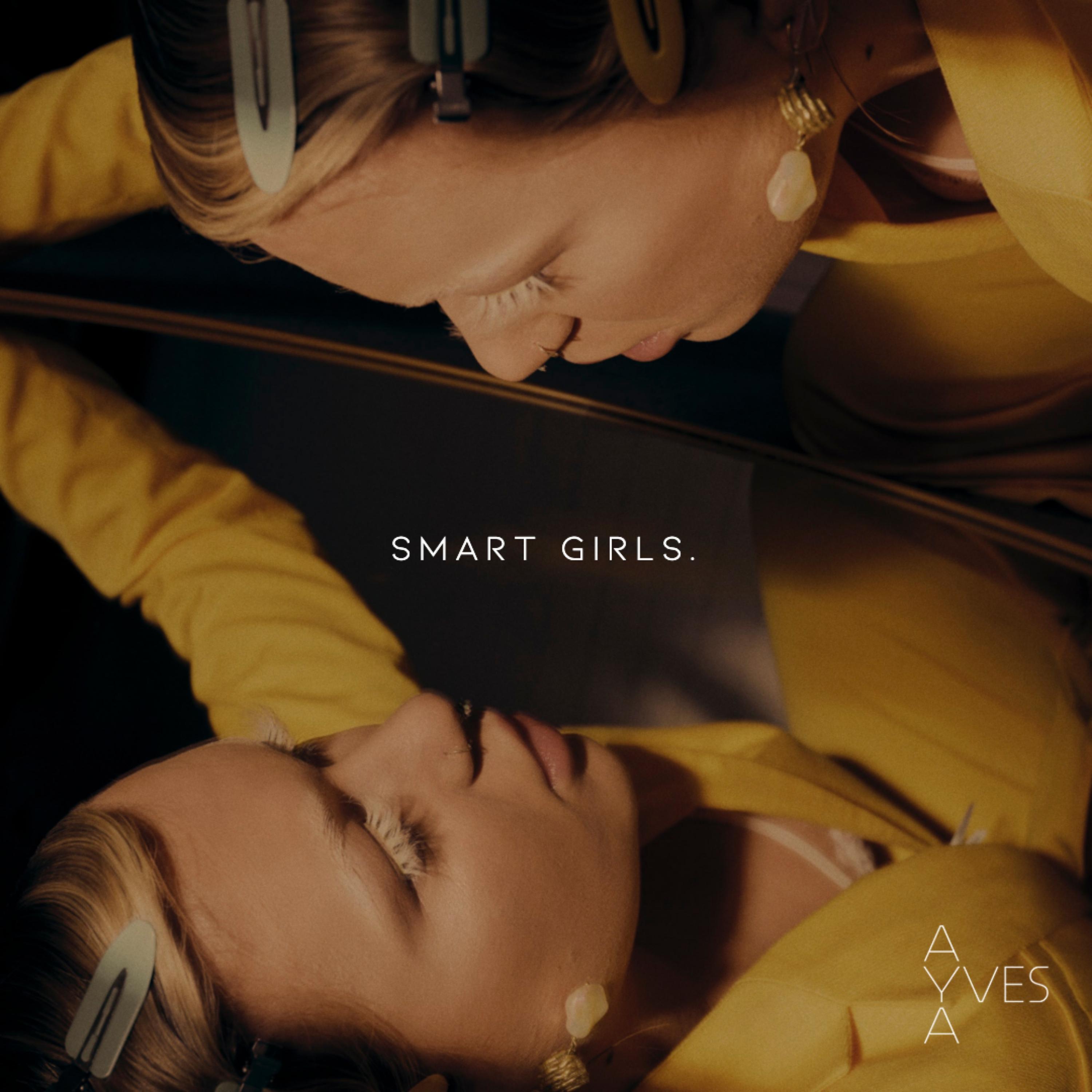 Постер альбома Smart Girls