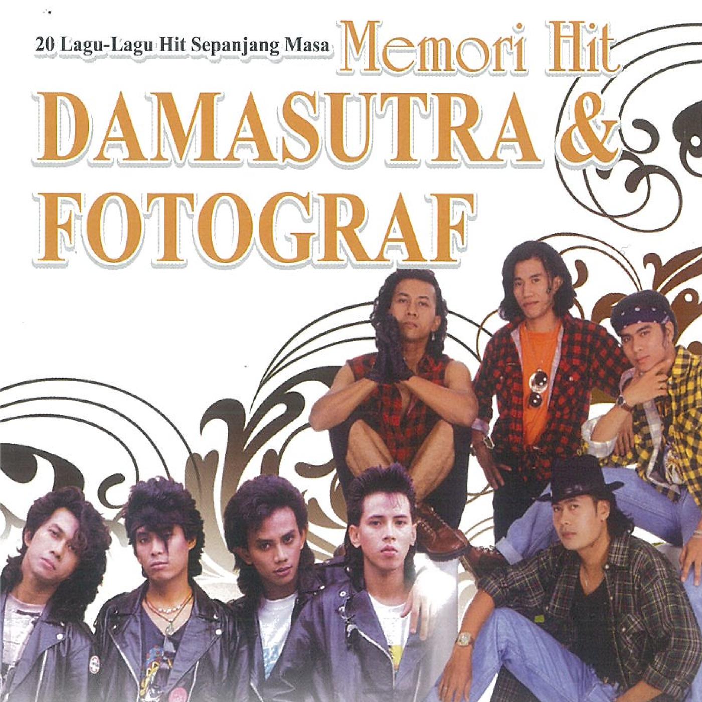 Постер альбома Memori Hit - 20 Lagu-Lagu Hit Sepanjang Masa