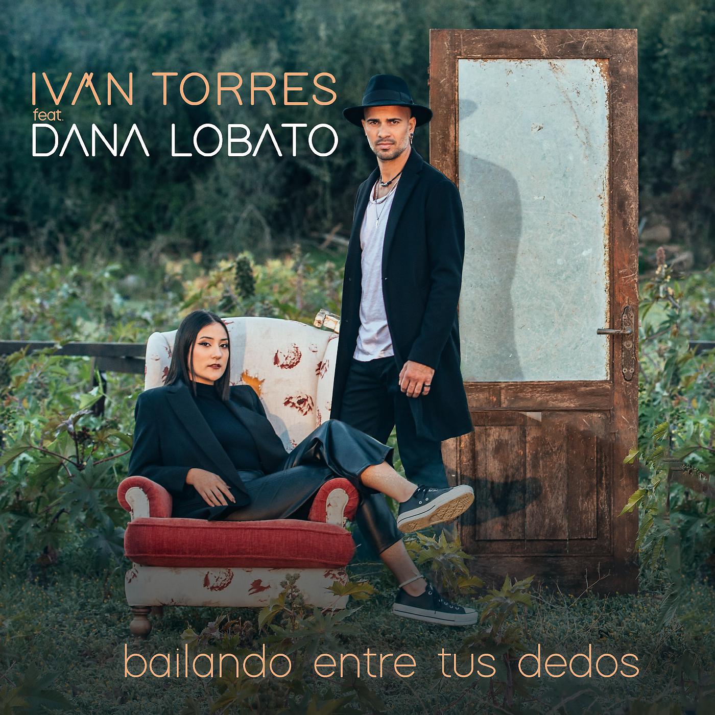 Постер альбома Bailando entre tus dedos (feat. Dana Lobato)