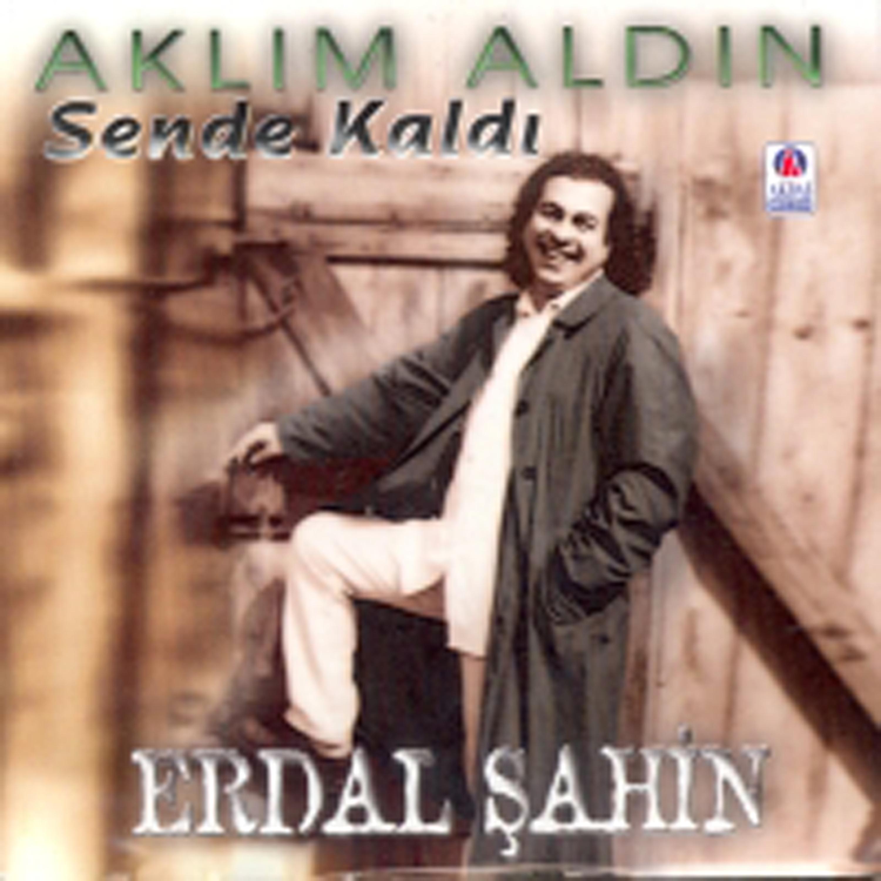 Постер альбома Aklim Aldim - Sende Kaldi