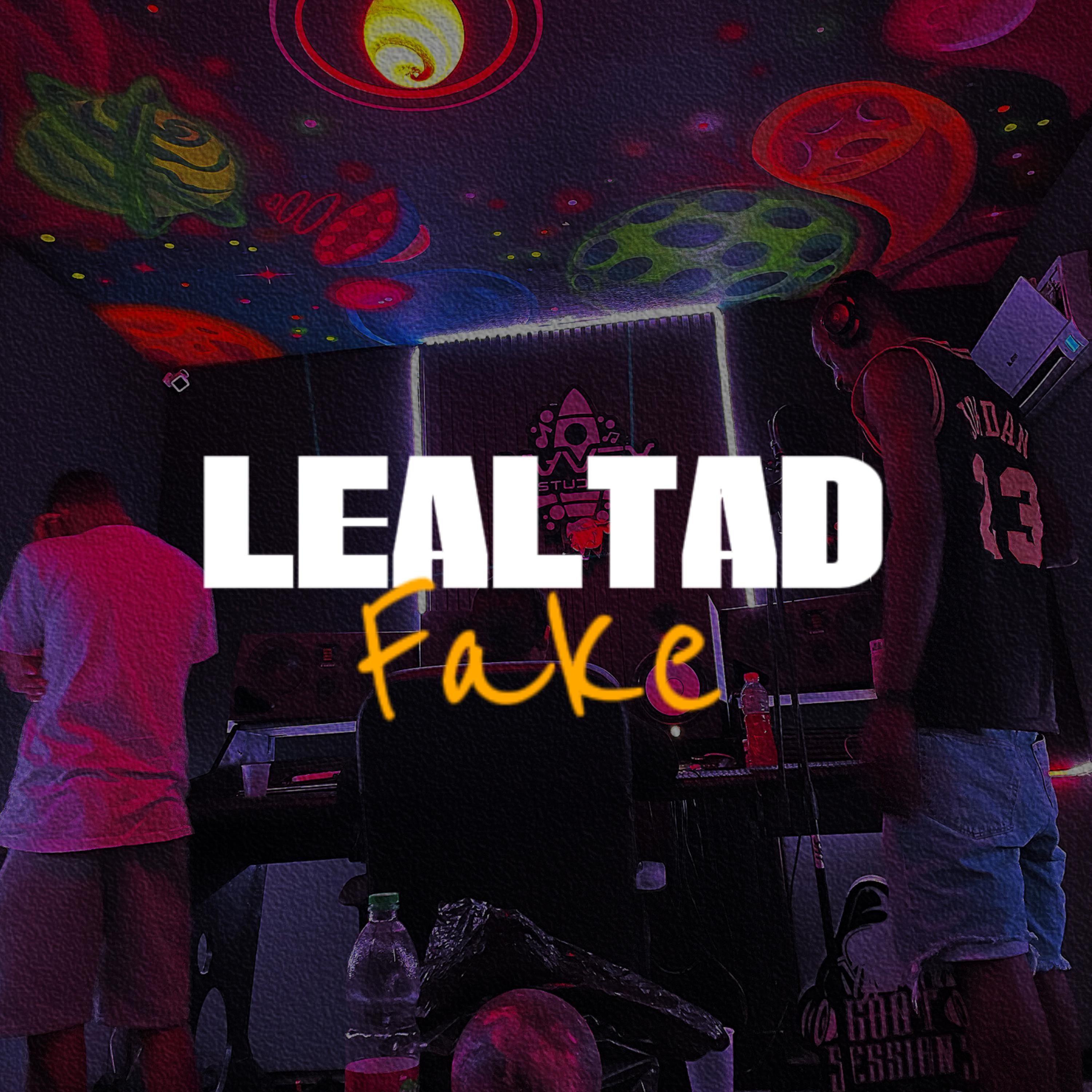 Постер альбома Lealtad Fake