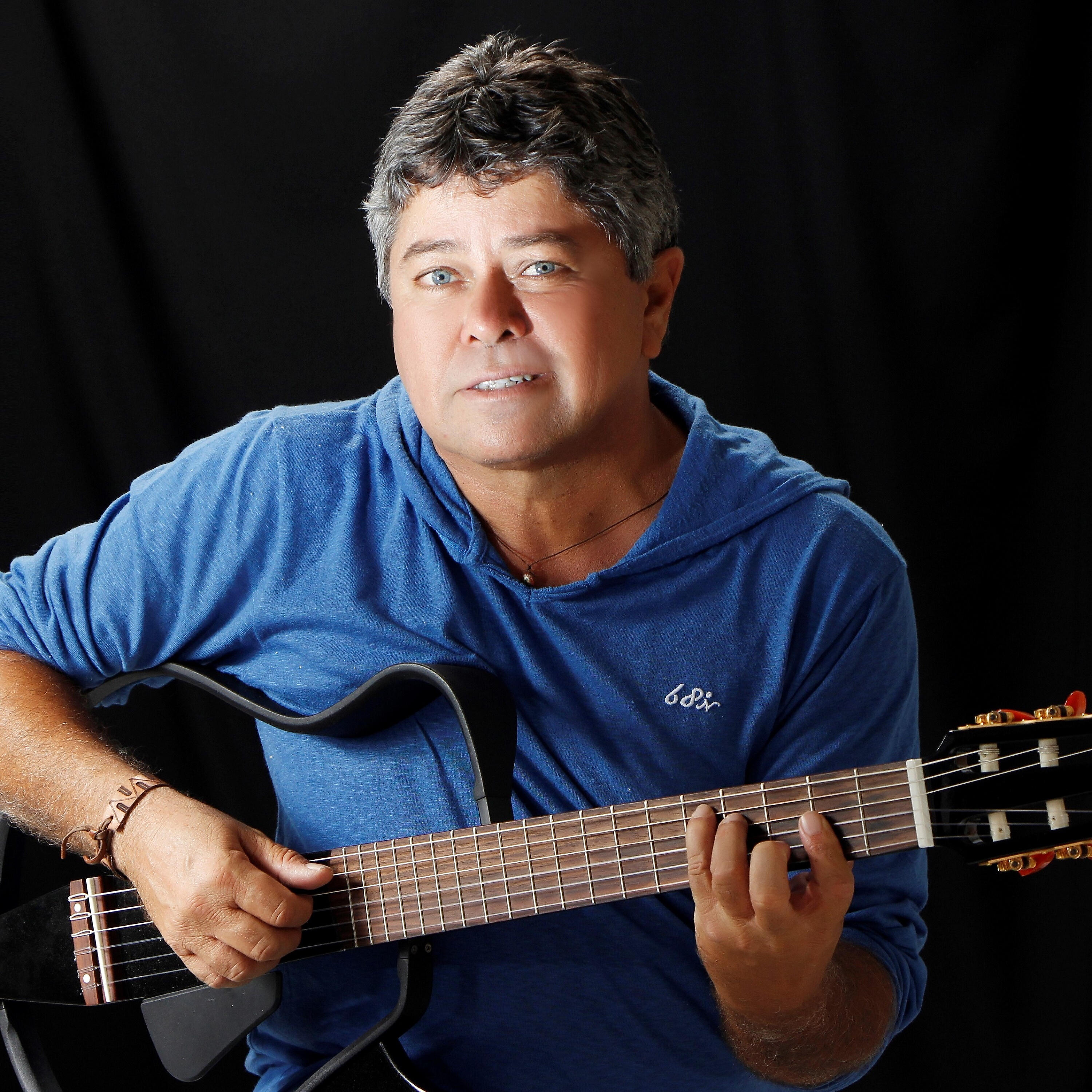 Maurício Dias - Linda No Face