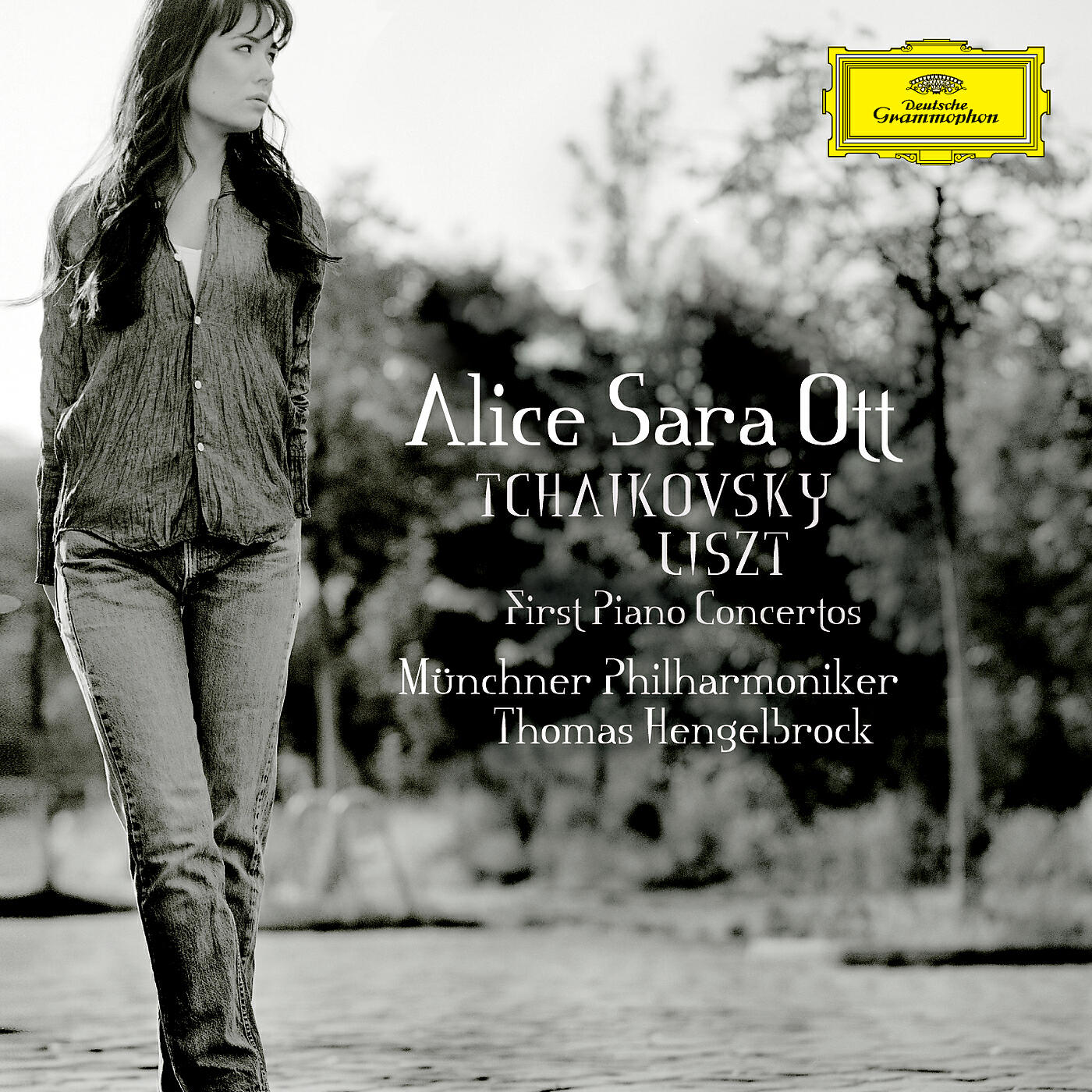 Alice Sara Ott - Liszt: Piano Concerto No.1 in E flat, S.124 - 1. Allegro maestoso