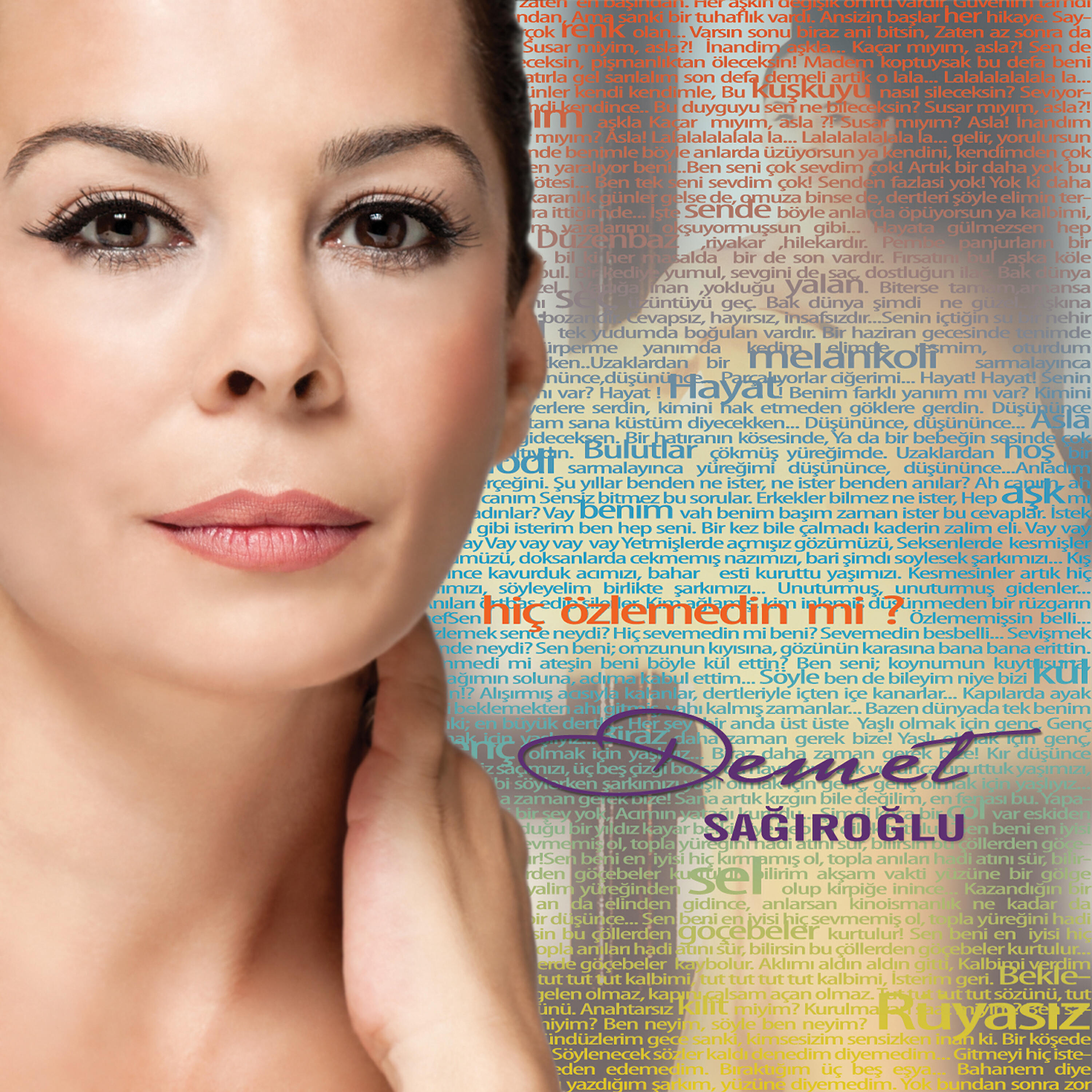 Demet Sağıroğlu - Bir Köşede Yalnız