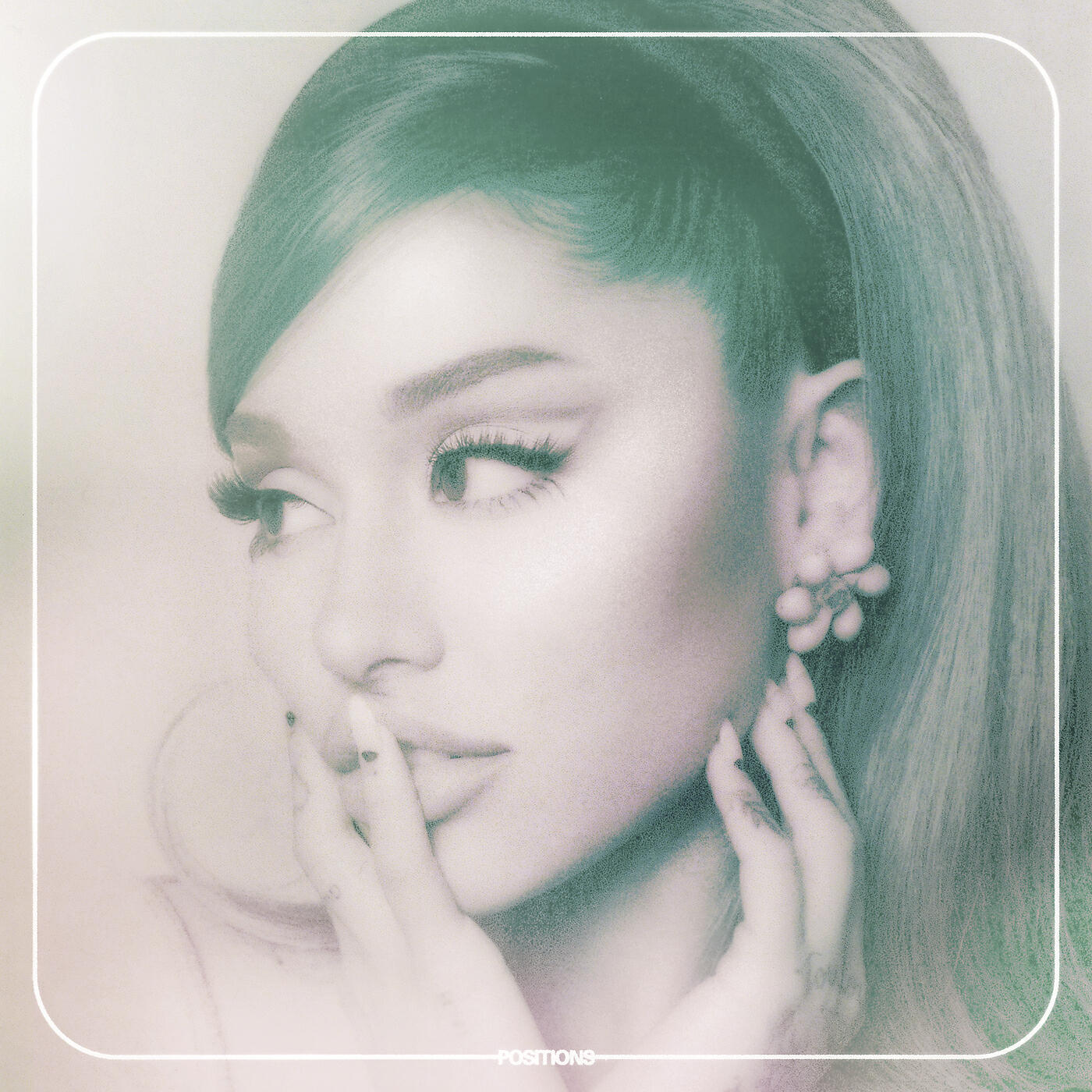 Ariana Grande - motive