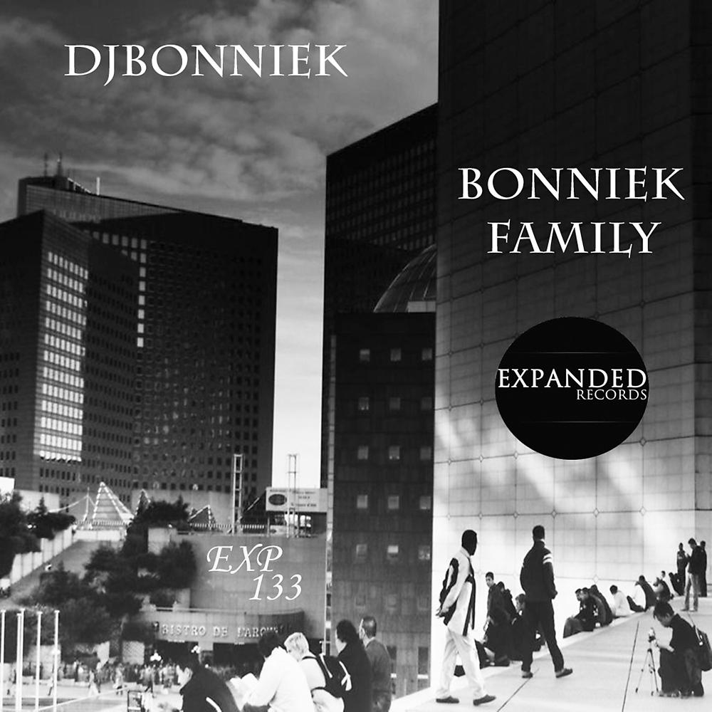 Постер альбома Bonniek Family