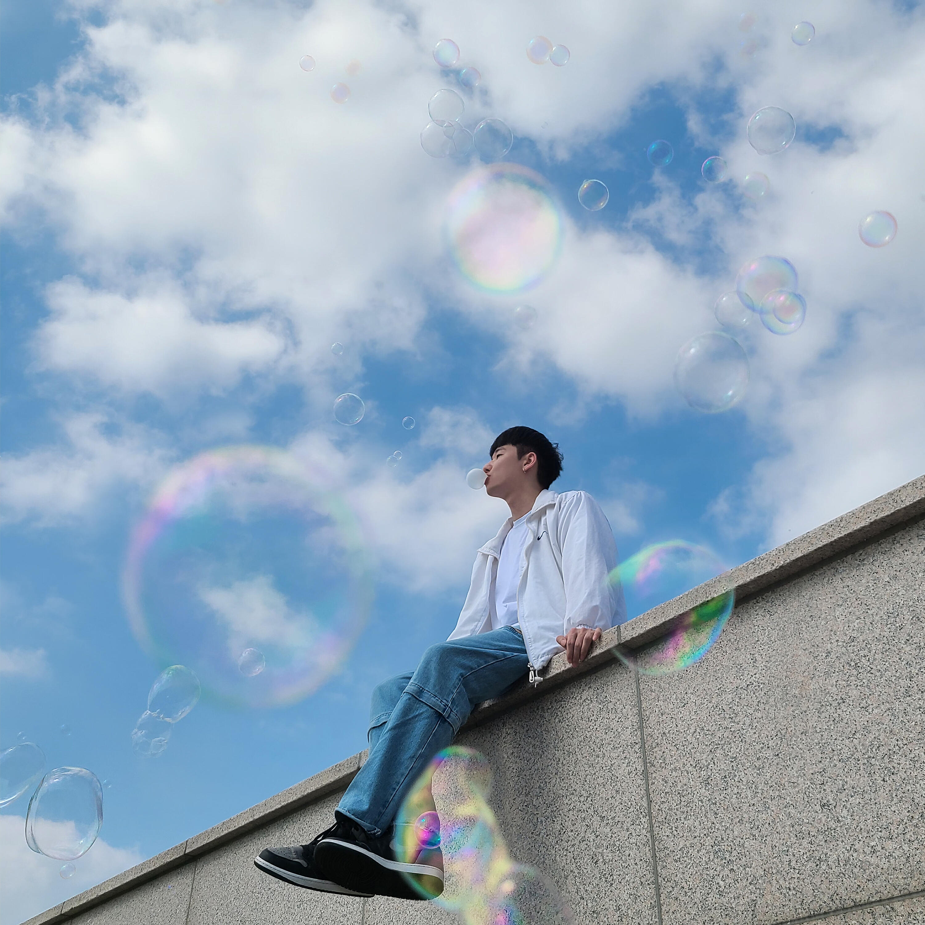 TSLW - BubblE (feat. Mavin)