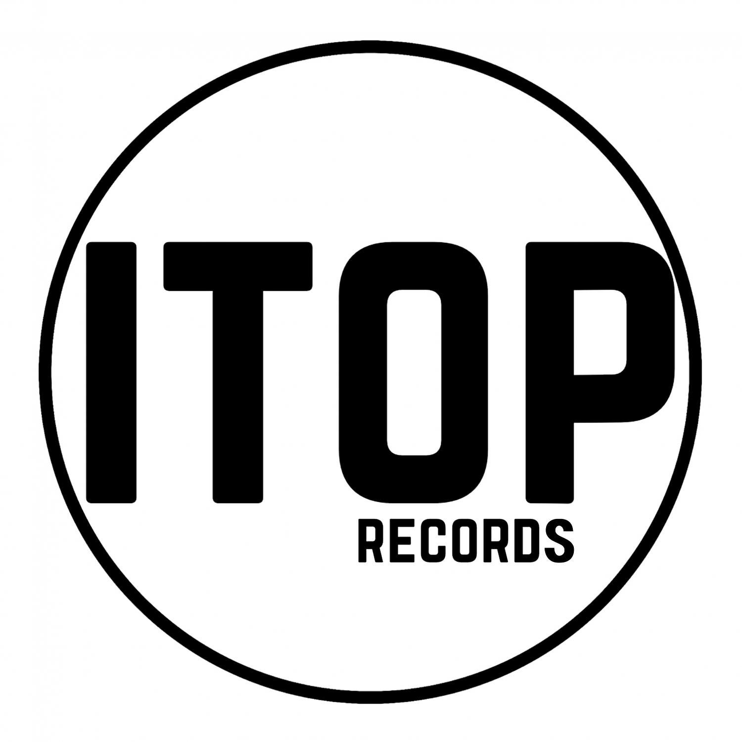 Roman Garnet - Dark Room (Original Mix)