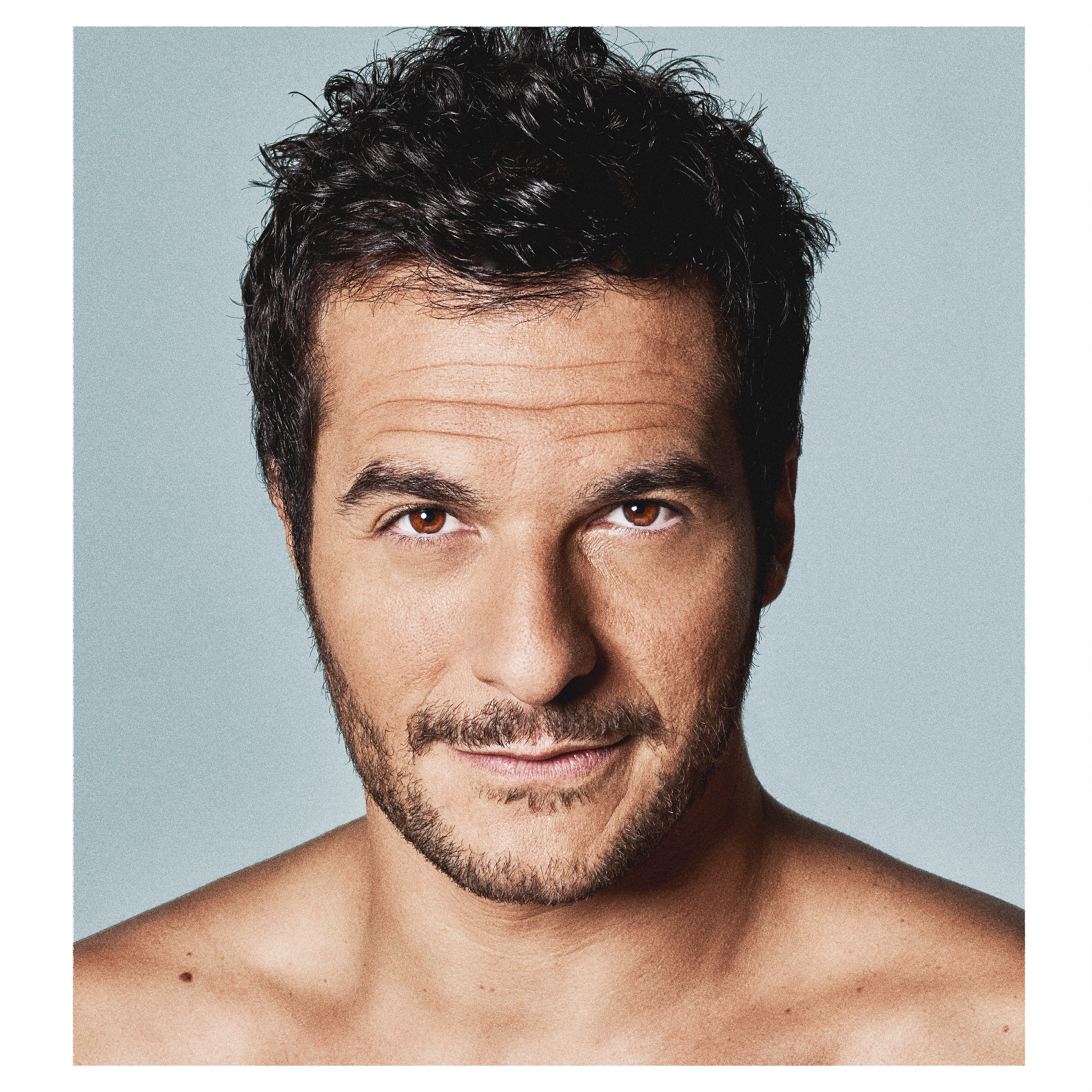 амир слушать