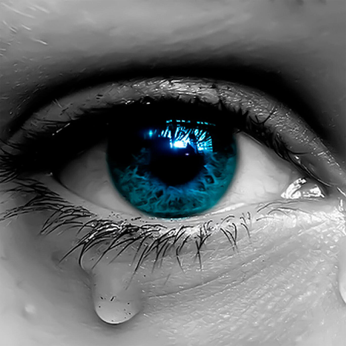 Sad eyes crystal