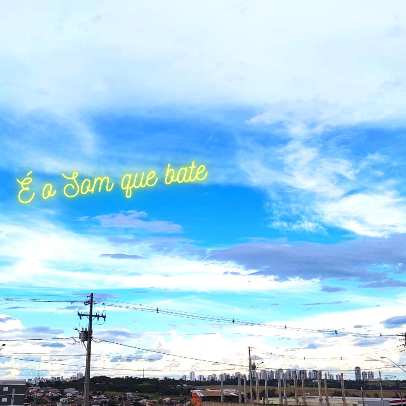 Постер альбома É O Som Que Bate