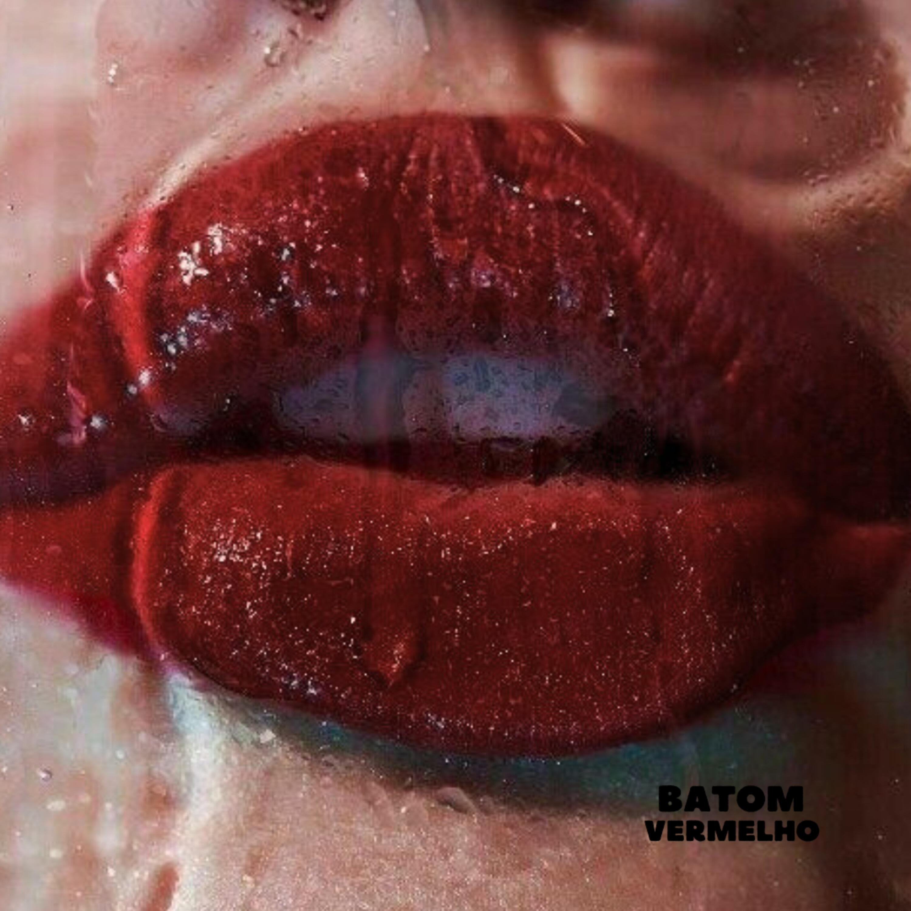 Красные губы. Приоткрытые губы девушки. Что мне говорят ее губы. Соблазнительные губы. Женские губы.