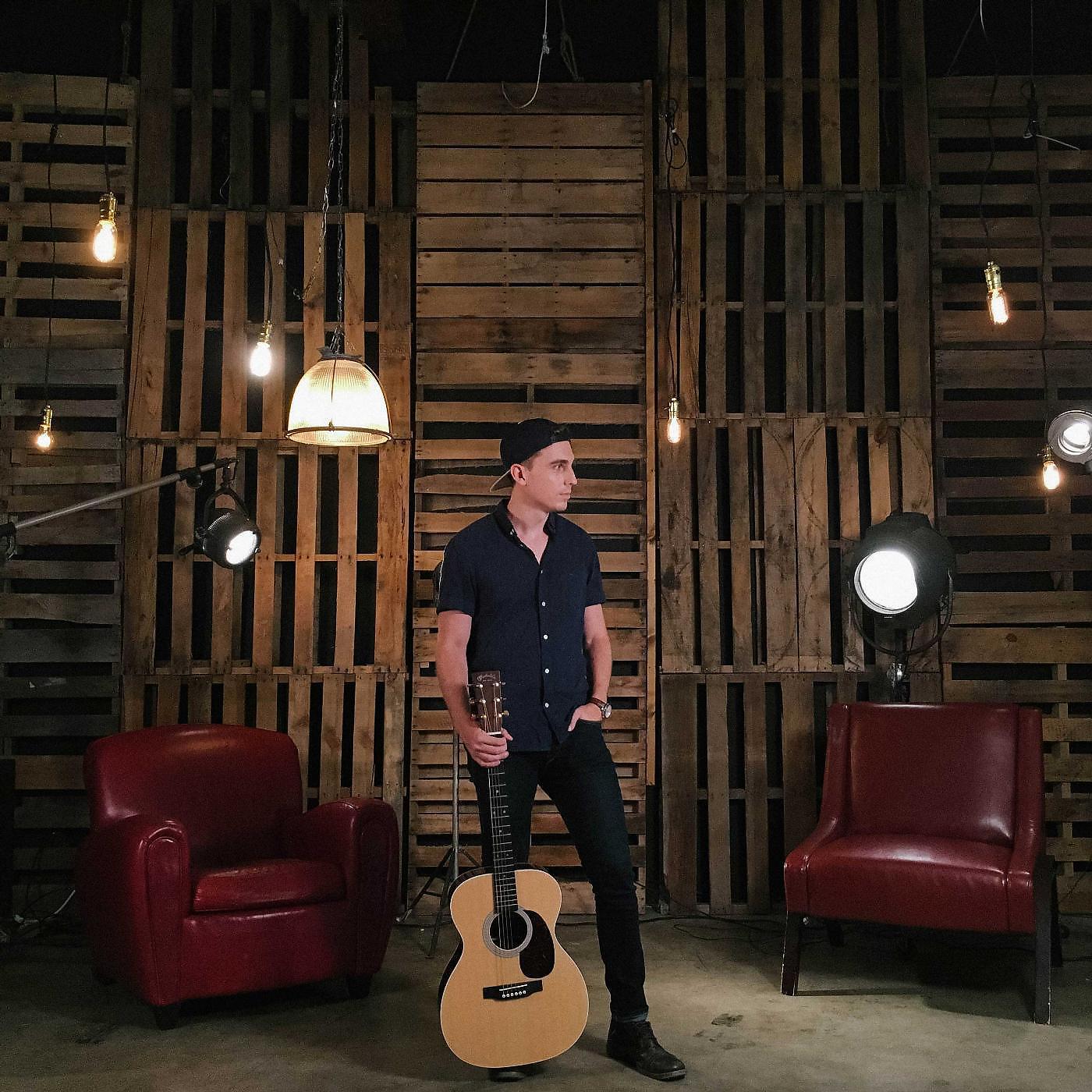Landon Austin - Never Be Like You (Acoustic Cover)