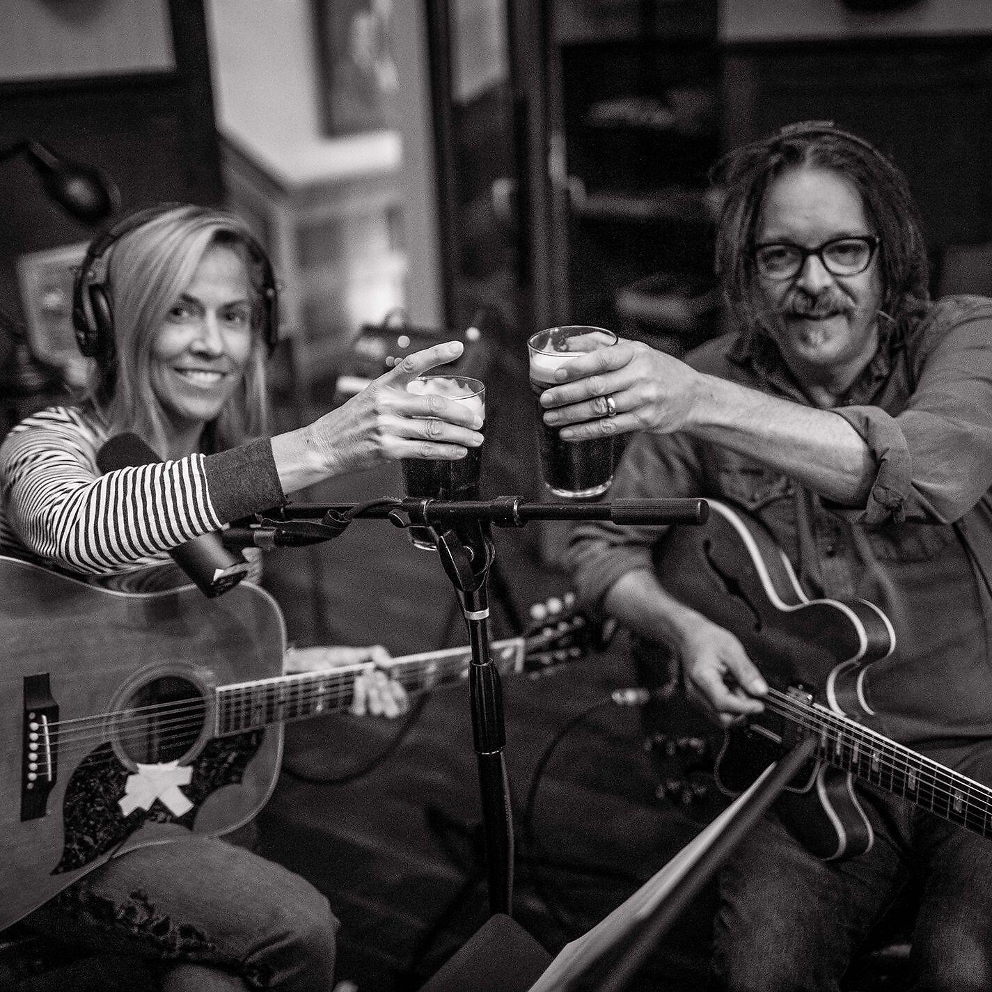 Sheryl Crow & Jeff Trott - Lifetimes (Commentary)