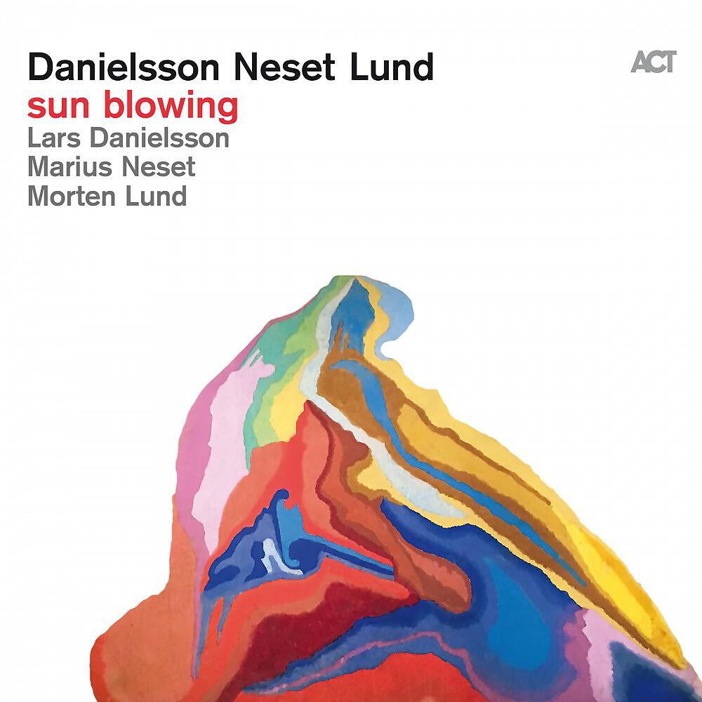 Lars Danielsson, Marius Neset & Morten Lund - Up North