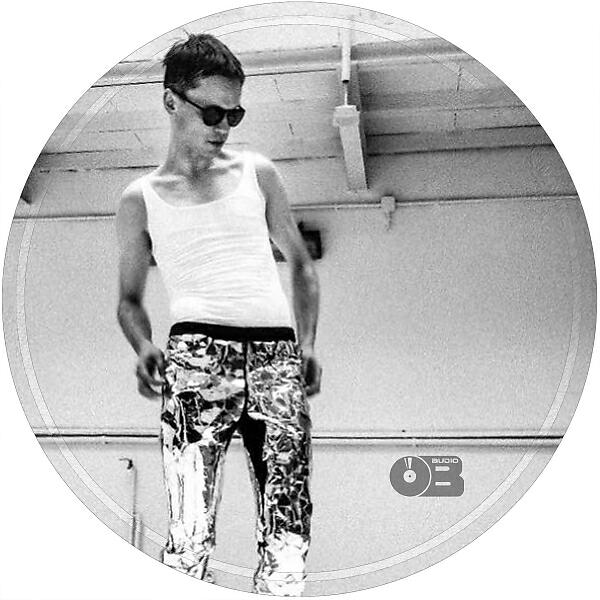 Oskar 2000 Box - Knockout (Original Mix)