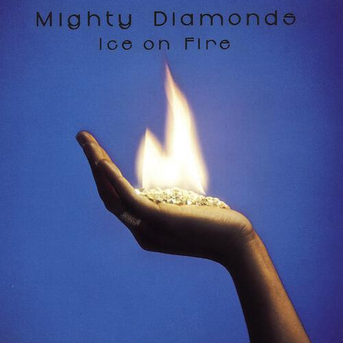 The Mighty Diamonds - Country Living (2000 Digital Remaster)