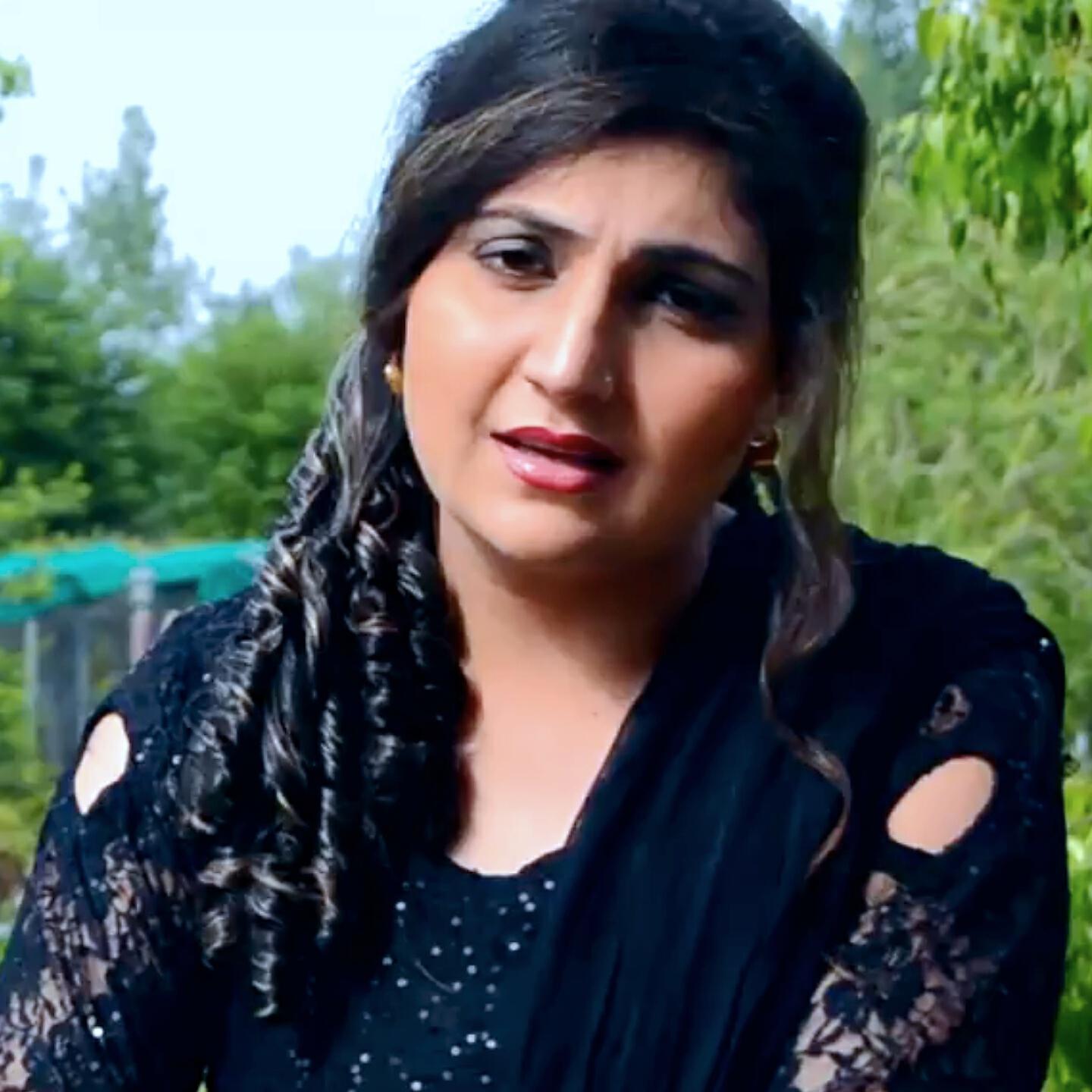 Gul Khoban - Akher Ba Wajrhe Janana