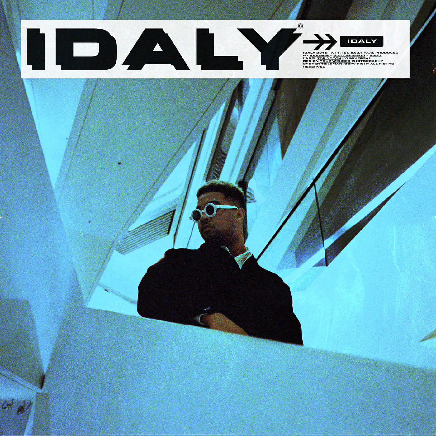 Idaly - buckle up